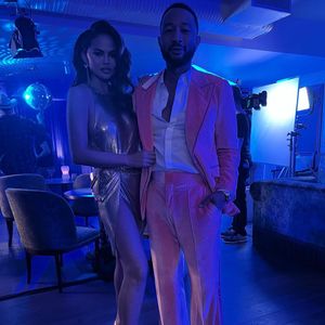 Ganz wie früher: Chrissy dreht mit John Legend Musikvideo
