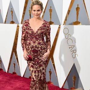 Für Baby-Namen: Chrissy Teigen fragt Präsident Obama um Rat!