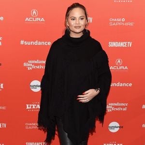 Man sieht das Gesicht! Chrissy Teigen zeigt Ultraschallbild