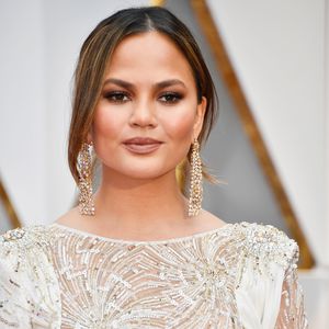 Sogar im Kochbuch: Chrissy Teigen schreibt über Fehlgeburt