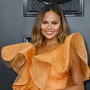 Neuer Meilenstein: Chrissy Teigen ist seit 50 Tagen trocken