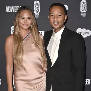 Jedes Jahr: Diese Geschenke bekommt John von Chrissy Teigen