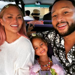 Darum teilt Chrissy Teigen mehr Fotos von Luna als von Miles