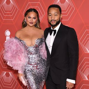 Für Ehefrau Chrissy Teigen: John Legend will weniger trinken