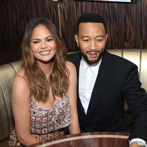 Chrissy Teigen erkennt Song ihres Mannes John Legend nicht