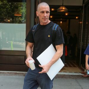 Kaum zu erkennen: Christian Bale zeigt seine neue Glatze!