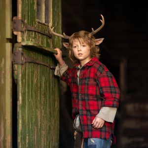 Daher kennt man die Stars des Netflix-Hits "Sweet Tooth"