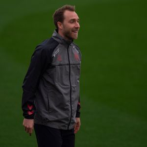 Nach EM-Kollaps: Christian Eriksen trainiert mit Dänemark