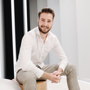 Krasser Trailer: Geht "5 Senses for Love"-Christian fremd?