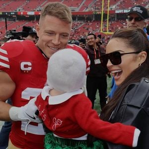 Im 49ers-Trikot: So süß wird Christian McCaffrey bejubelt