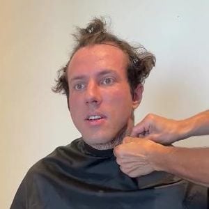 TikTok-Sperre: Christian Wolf ist als "Pulverklaus" zurück
