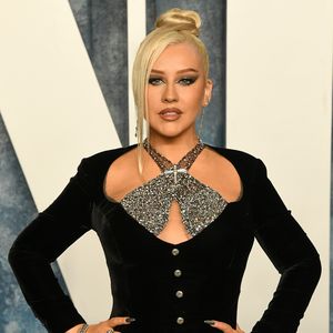 Christina Aguilera begeistert Fans mit 2000er-Look in Tokio
