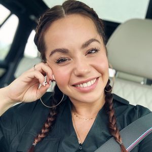 Nach Babynews: Christina Hänni zeigt stolz ihren Babybauch