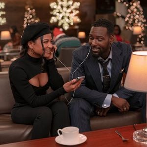 Netflix bringt Weihnachtsstimmung: Diese Filme kommen neu