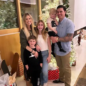 Nach Foto-Zoff: Christina Hall postet Familienbilder im Netz