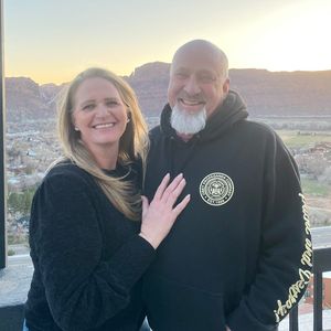 "Sister Wives"-Darstellerin Christine Brown hat geheiratet!