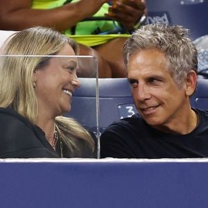 Christine Taylor und Ben Stiller turteln bei Tennis-Match