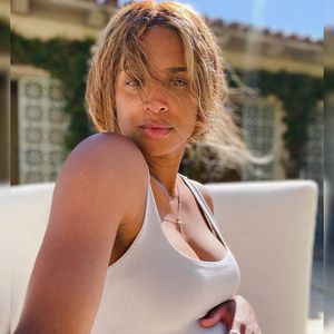 Sexy Babybauch-Update: So schön strahlt schwangere Ciara