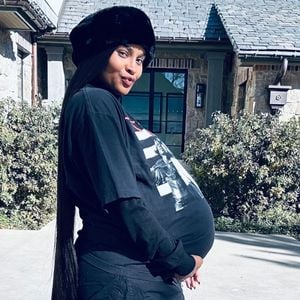 Hochschwanger: Sängerin Ciara zeigt ihren großen Babybauch