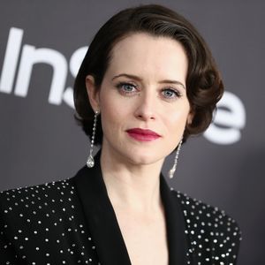 Claire Foy und ihr Charlie turteln Arm in Arm durch London