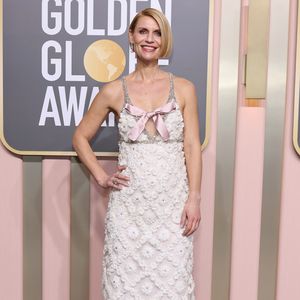 Claire Danes präsentiert Mini-Babybauch bei Golden Globes