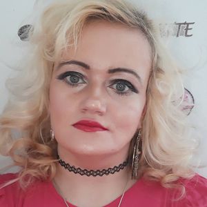 "Nicht so beliebt": Was halten DSDS-Mitstreiter von Claudia?