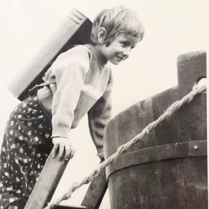 Mit Throwback-Pic: Claudia Obert witzelt über Alkoholkonsum