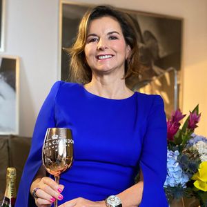 Verliebt: Claudia Obert knutscht mit Freund (24) auf Event