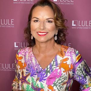 "Fühlte mich privilegiert": Claudia Obert über ihre Kindheit