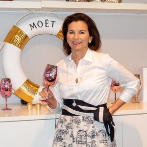 Unzufrieden? Claudia Oberts Brüste sind "wie Teebeutel"