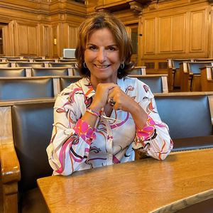 Andeutungen: Zieht Claudia Obert doch ins Dschungelcamp?