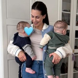 Clea-Lacy Juhn gibt ein Update zum Eingriff bei ihrem Sohn