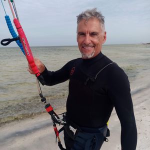Der "Stargate"-Star Cliff Simon (58) stirbt nach Kite-Unfall