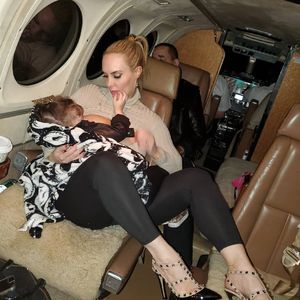 Noch mit drei Jahren: Coco gibt Tochter Chanel die Brust!