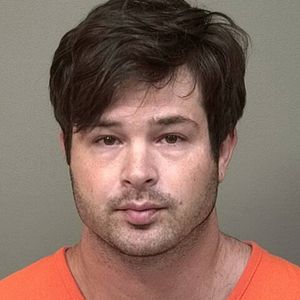 Schauspieler Cody Longo wegen häuslicher Gewalt verhaftet