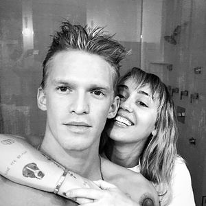 Miley Cyrus nimmt Neu-Freund Cody Simpson zu Mom-Date mit!