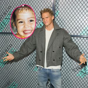 Handy-Hintergrund: Cody Simpson dementiert Miley-Trennung!