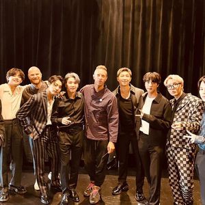 Gemeinsamer Song von Coldplay und BTS erobert YouTube!