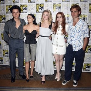 Missbrauch? "Riverdale"-Stars erhalten Support von Kollegen