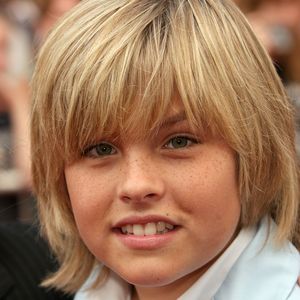 Im Familienurlaub: So jung wurde Cole Sprouse entjungfert!