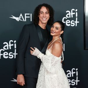 Vanessa Hudgens und ihr Cole schrieben Ehegelübde selbst