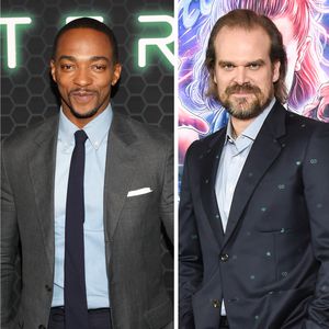 Marvel-Stars Mackie und Harbour drehen "We Have A Ghost"