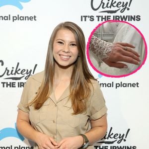 Spitzenkleid: Bindi Irwin teilt erste Hochzeits-Einblicke!