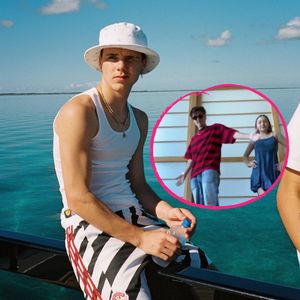 Süß! Cruz Beckham macht "Fit-Check" mit Schwester Harper