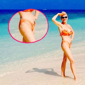 "Schlüpper hängt": Désirée Nick präsentiert ihre Strandfigur