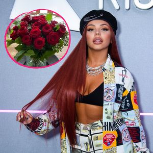 Ein neuer Verehrer? Jesy Nelson freut sich über Strauß Rosen