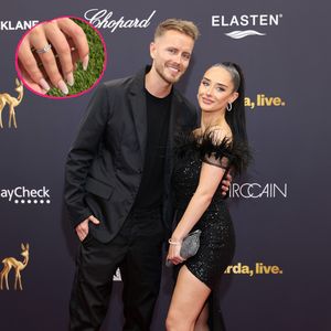 Verdächtiger Ring: Sind Julian Claßen und Palina verlobt?