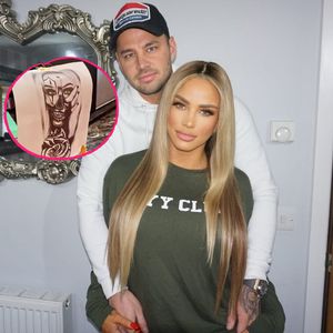 Schon wieder: Carl bekommt Tattoo von Katie Price' Gesicht