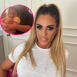 Kitzel-Attacke! So entzückend spielt Harvey Price mit Bunny