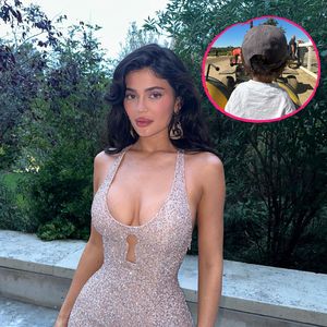 Kylie Jenners Kids stylish unterwegs auf einer Kürbisfarm